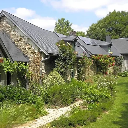 Bed & Breakfast Le Lavoir De Julia Bourgvallees