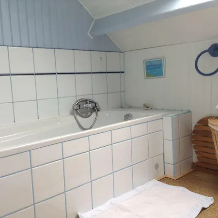 Le Lavoir De Julia Bed and Breakfast