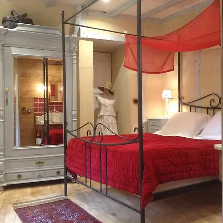 Bed and Breakfast Le Lavoir De Julia